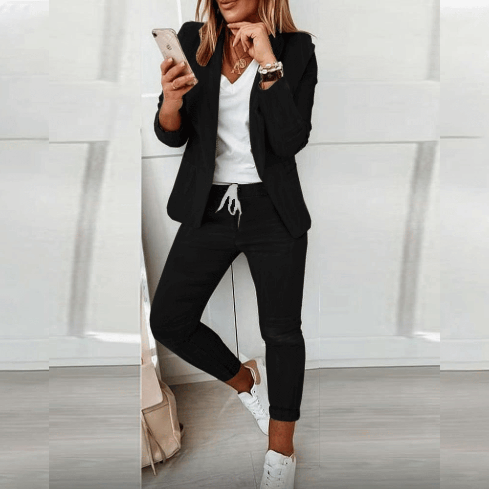 Women's Blazer and Trousers Set for Formal and Casual Occasions