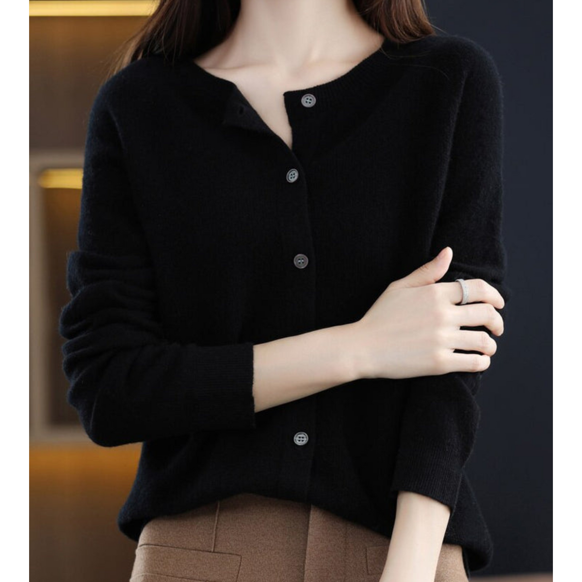 Women's Round-Neck Cardigan with Long Sleeves and Buttons