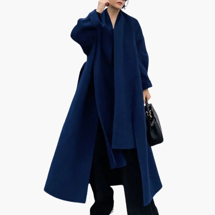 Cappotto invernale da donna con vestibilità sartoriale e bottoni frontali